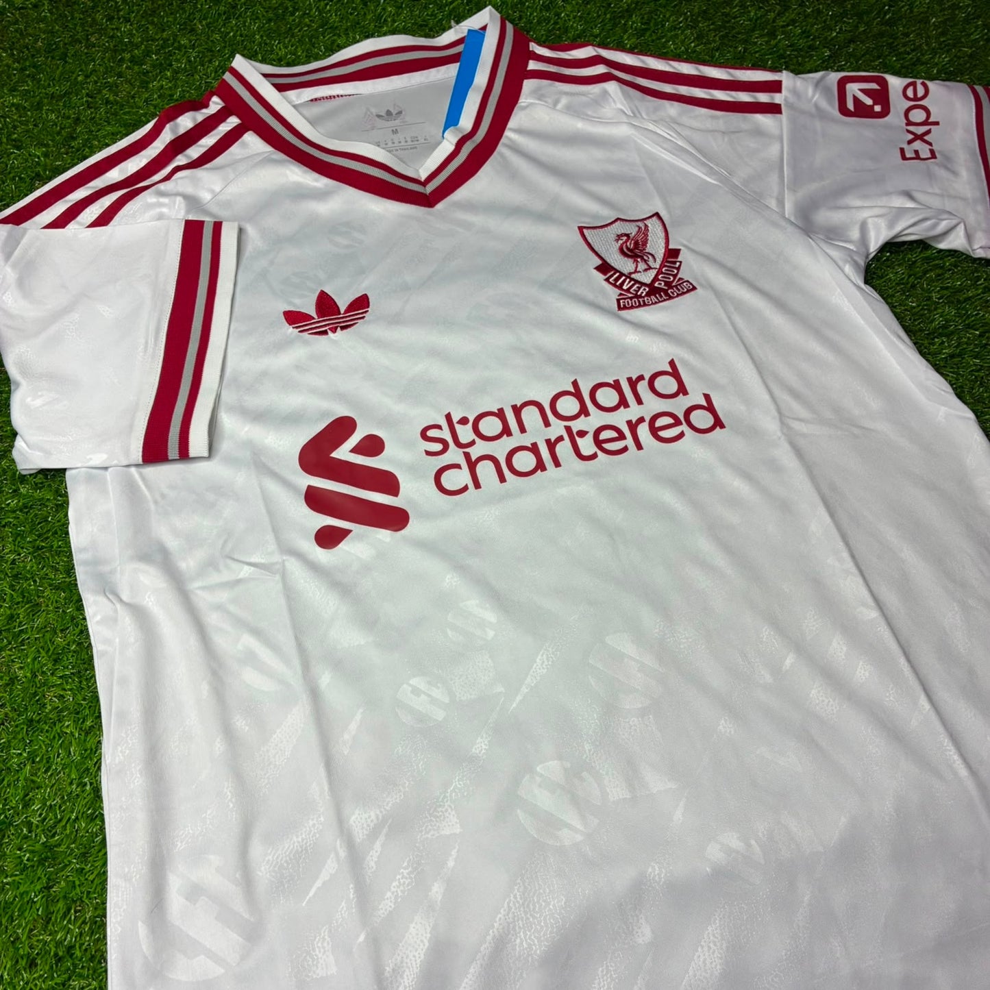 LIV AWAY 2026/27 FV